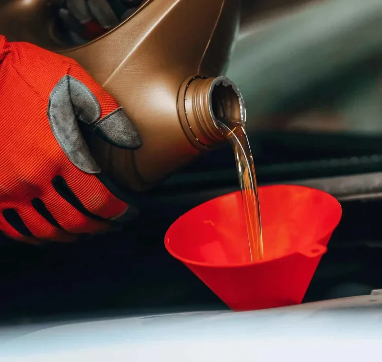 متى يجب تغيير زيت السيارة؟